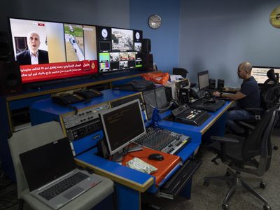 Israel incauta equipo de  Al Jazeera; "es hora de retirar al portavoz de Hamás":  Netanyahu
