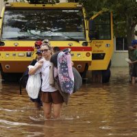 Inundaciones en Brasil dejan más de 100 desaparecidos y 60 muertos