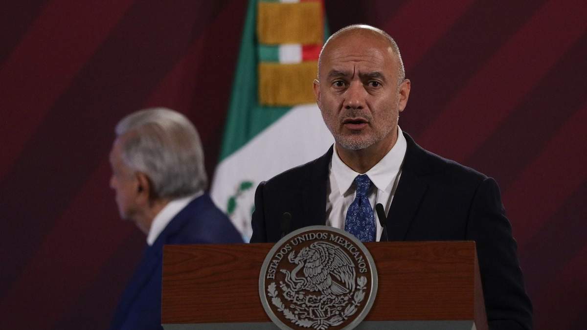 El funcionario capitalino durante la conferencia matutina en Palacio Nacional