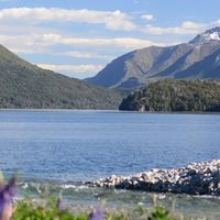 Misterio en el lago Mascardi: se divisó un extraño objeto