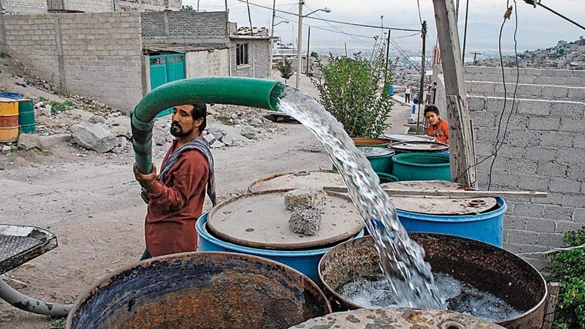 Reparto de agua en la CDMX