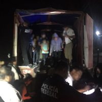 Rescatan a 150 migrantes centroamericanos en Tabasco