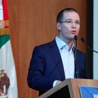 PRI y PVEM 'vuelven a las andadas” con las tarjetas Monex, acusa Anaya