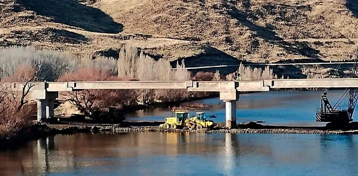 El nuevo puente mejorará la circulación hacia la zona cordillerana y la Patagonia, impulsando el desarrollo turístico de la región. Fuente: (Facebook)
