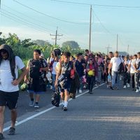 Migrantes parten de Tapachula para intentar cruzar a EU antes de las elecciones presidenciales