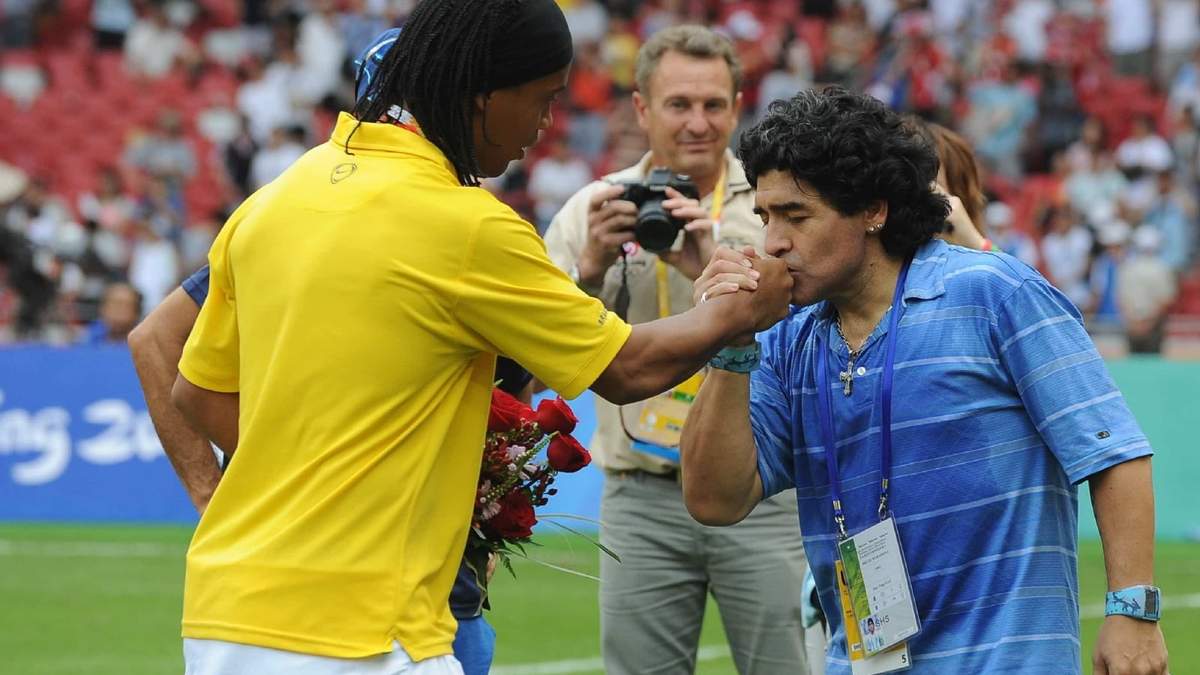 Ronaldinho y Maradona. Fuente (Instagram)