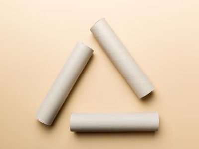 No lo tires: transformá los rollos de papel de cocina vacíos en estos coquetos posavasos para tu mesa