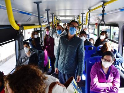 Fiestas, trabajo, transporte... así fue como se contagiaron los capitalinos de covid-19