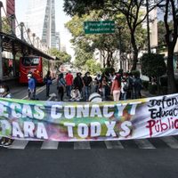 ¿Qué pasará con las becas si desaparece el Conacyt? Esto dice la nueva Ley de Ciencia