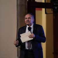 Pemex acusa a María Amparo Casar de cobrar ilegalmente pensión millonaria