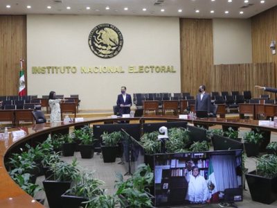 El INE aplaza al 4 de septiembre decisión sobre registro de nuevos partidos