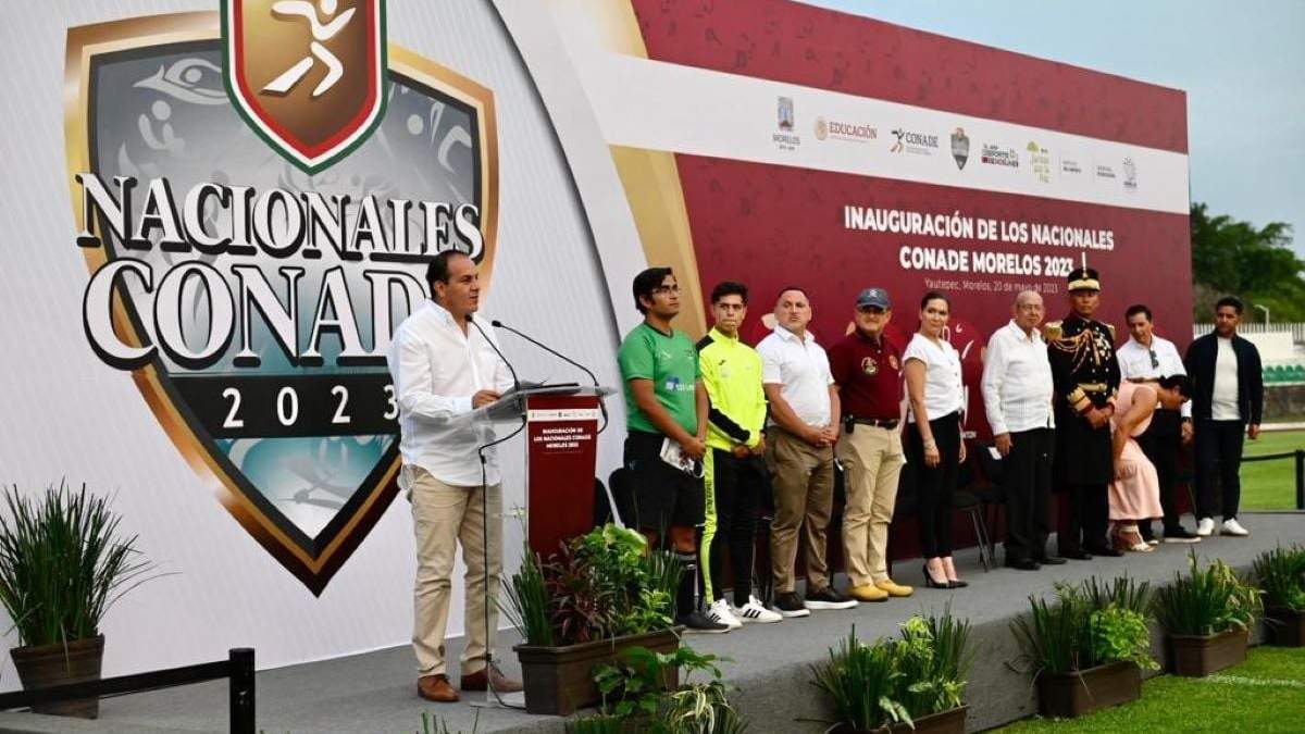 El gobernador Cuauhtémoc Blanco en la inauguración de los juegos