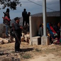 Advierten desplazados por el narco en Guerrero: “Nos vamos a EU o nos unimos a un cártel”