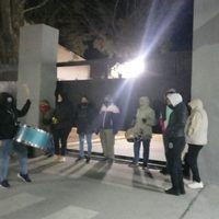 Un grupo de mujeres desocupadas se manifestaron en el municipio de Cutral Co