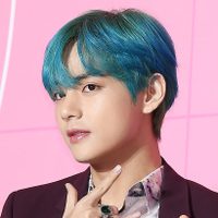 V de BTS revoluciona al ARMY con fotos de sus vacaciones. ¡Qué relajado!