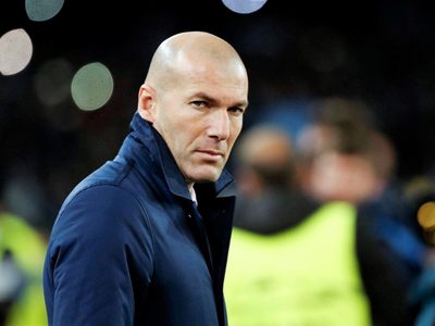 Zinedine Zidane intercedió ante la polémica entre Benzema y Vinícius Jr.
