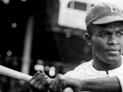 Jackie Robinson, el primer beisbolista afroamericano que jugó en Grandes Ligas