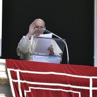 El Papa elogia a los católicos que arriesgaron "su reputación" para ayudar a enfermos de sida