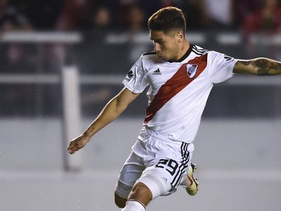 La posible millonaria oferta del West Ham por Gonzalo Montiel