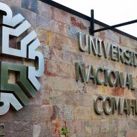 El 85% de la investigación se realiza en el Centro del país: en la UNCo analizaron cómo revertirlo