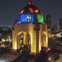 Festival del Día de las Madres en el Monumento a la Revolución; este es el elenco