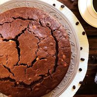 Torta con café o chocolate instantáneo: ahorrate unos cuantos pesos con esta rica y rápida receta