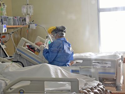 Tercera ola de coronavirus: Neuquén sumará más camas de terapia intensiva