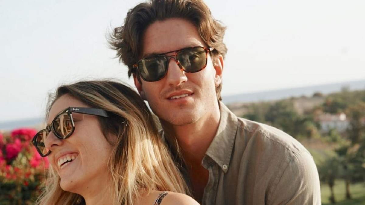 Anna Ferrer y su novio. Fuente: (Instagram)