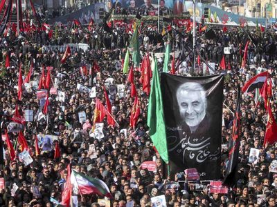 Estampida mortal en Irán: Al menos 40 muertos y 200 heridos tras una estampida en el funeral de Soleimani