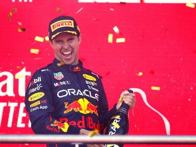 "Checo" Pérez se sube al podio en el Gran Premio de Bakú