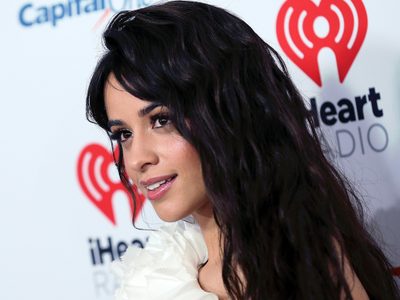 ¡No se resistió! Camila Cabello estaba dando un concierto y mostró todo su amor por Shawn Mendes