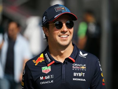 Ya están a la venta: cuánto cuestan los lentes inspirados en Checo Pérez