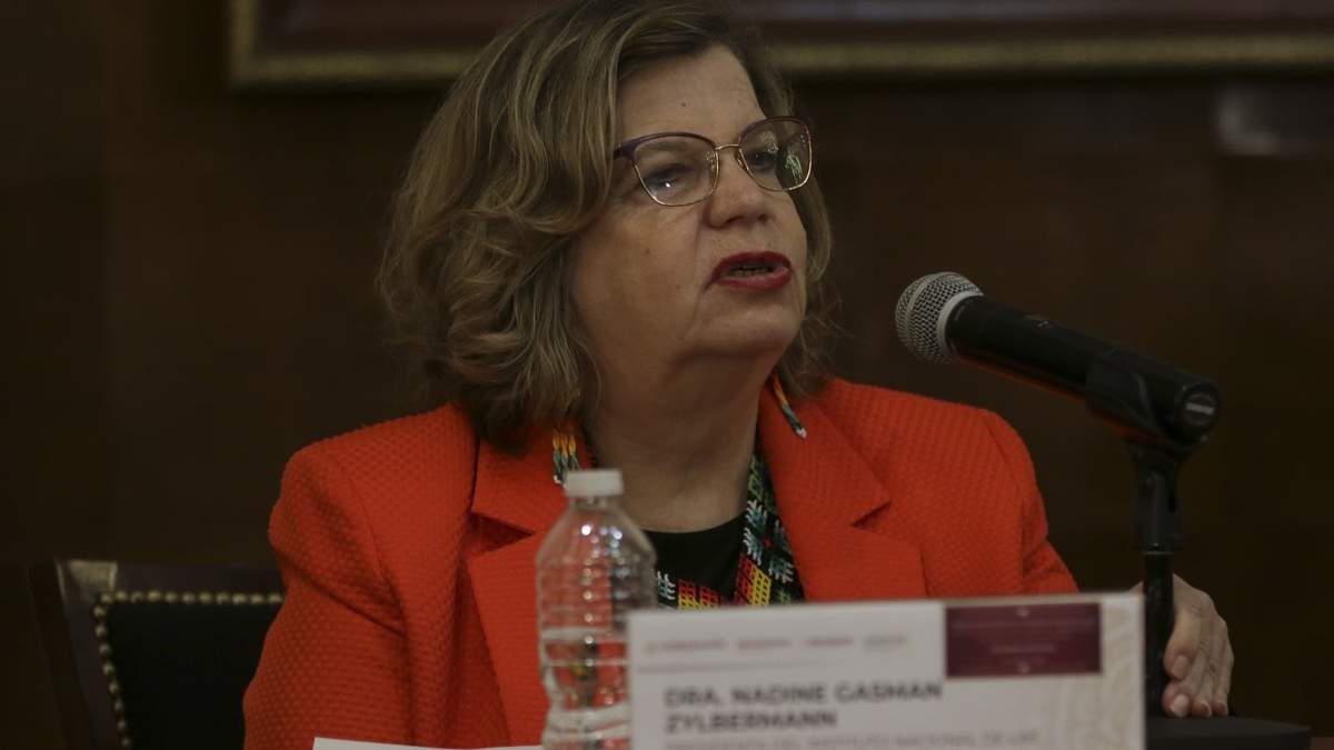 Nadine Gasman Zylbermann, secretaria de Salud capitalina