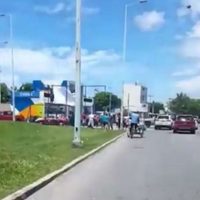 Militantes del PRI y PAN se enfrentan por presunto fraude electoral en Campeche