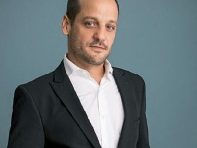 Rodrigo de la Serna fue padre por tercera vez pero ¡un inesperado detalle lo sorprendió!