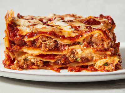Lasagna casera: la receta exprés y súper fácil, ideal para los primeros fríos de otoño