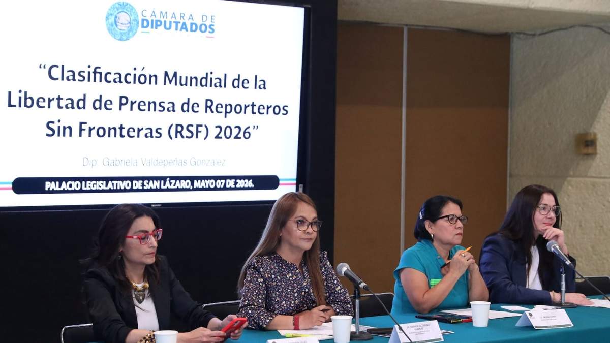 Primavera Téllez, Gabriela Valdepeñas, Balbina Flores Martínez y Érika Paz, en la presentación del informe “Clasificación Mundial de la Libertad de Prensa de Reporteros Sin Fronteras (RSF) 2026”