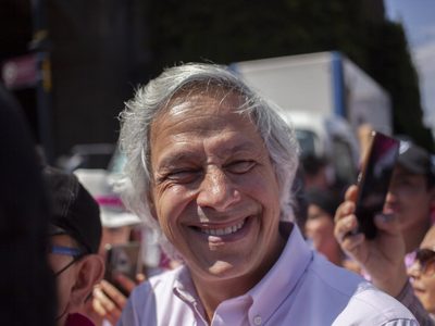 Claudio X. González convoca a velada en el Monumento a la Revolución para el 2 de diciembre