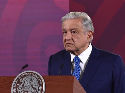 Lamenta AMLO ataques a periodistas en Guerrero y Michoacán
