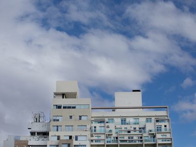 Clima en Neuquén: jornada con temperaturas variables y cielos parcialmente nublados