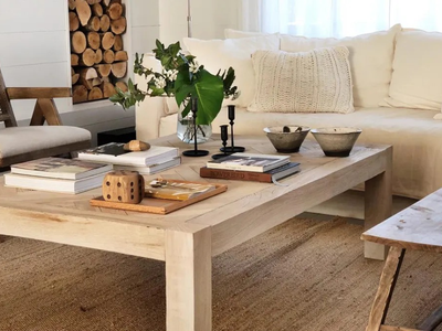 Con cosas recicladas: mirá cómo crear la mesa "low cost" más hermosa y espaciosa para tu living o pieza