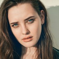 Katherine Langford vuelve a la pantalla chica y cuenta todo sobre su personaje