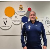 Enrique Alfaro, exgobernador de Jalisco, presume que se graduó en escuela del Real Madrid