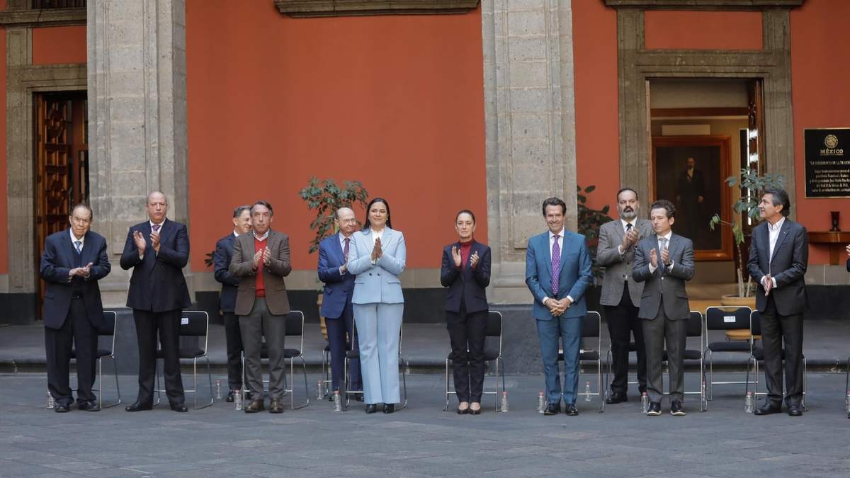 La presidenta Claudia Sheinbaum en la firma del convenio con Fundación Teletón