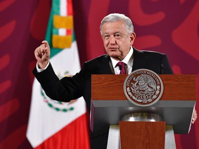 AMLO reprocha que juicio contra García Luna se tarde "muchísimo" pese a "toneladas" de pruebas