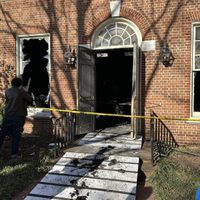 Gobernador demócrata de Pensilvania y su familia escapan ilesos de incendio provocado en su casa