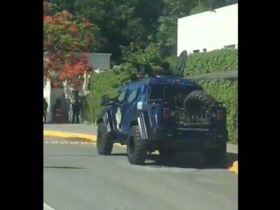 Policías y camiones blindados resguardan la casa de Gobierno de Tamaulipas