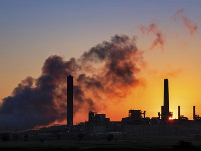 La CNEA puso en marcha un programa para reducir la emisión de gases contaminantes