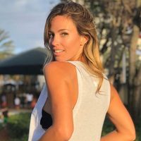 "¡Nos vamos de joda!" Rocío Guirao Díaz dejó ver de más con un corto vestido