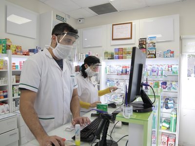 El personal de las farmacias de Neuquén pide ser vacunado contra el coronavirus